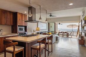 Marea Beachfront Villas