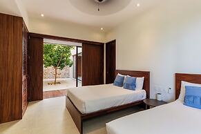 Marea Beachfront Villas