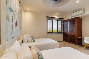 Marea Beachfront Villas