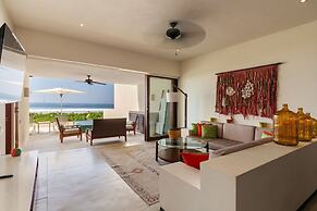 Marea Beachfront Villas