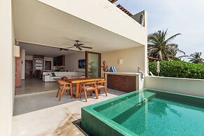 Marea Beachfront Villas