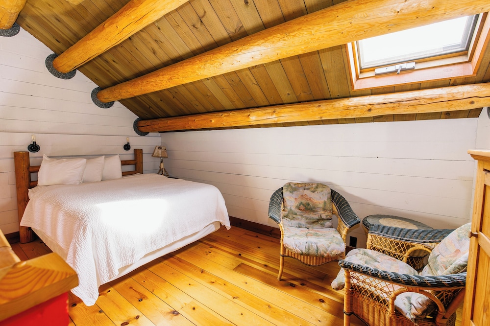 Drummond Island Resort