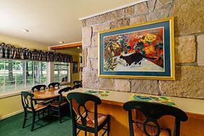 Drummond Island Resort