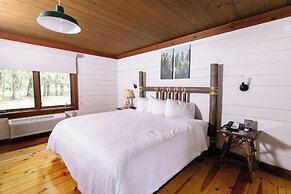 Drummond Island Resort