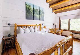 Drummond Island Resort