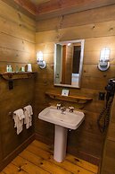 Drummond Island Resort