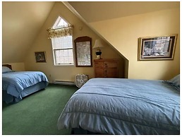 Drummond Island Resort