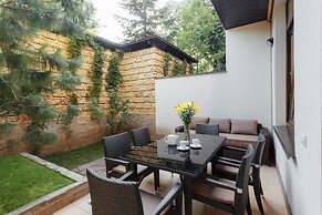 Arcadia Villa