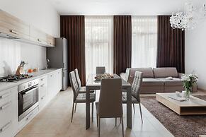 Arcadia Villa