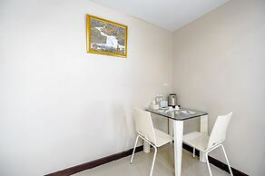 Gold Airport Suites