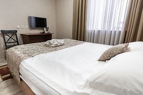 Madanur hotel