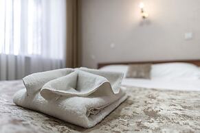 Madanur hotel