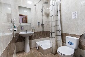 Madanur hotel
