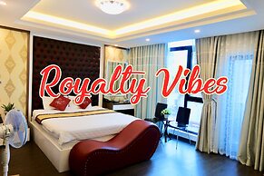 The Royal Hotel