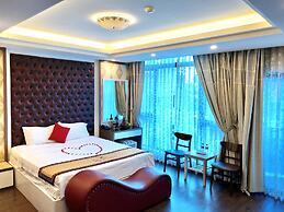 The Royal Hotel