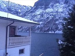 Visit Undredal