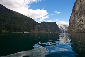Visit Undredal