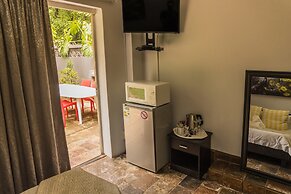 Rozendal Guest House