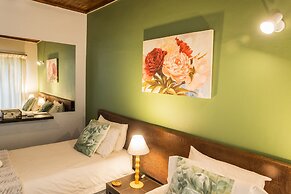 Rozendal Guest House