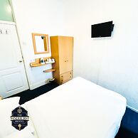 Sandhurst Hotel