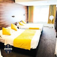 Sandhurst Hotel