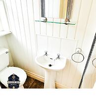 Sandhurst Hotel