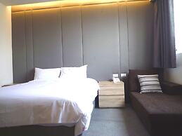 Travel Light Hotel