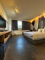 Travel Light Hotel