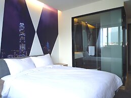 Travel Light Hotel