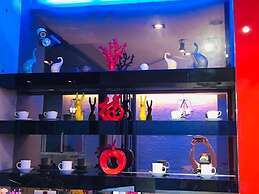 Travel Light Hotel