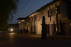 Puri Chorus Hotel
