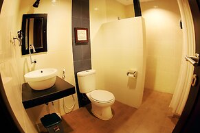 Puri Chorus Hotel
