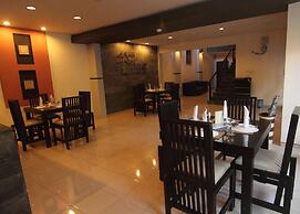 Puri Chorus Hotel