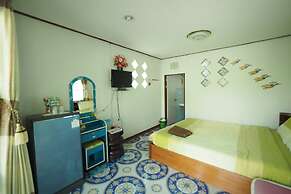 Baan Suanjarean Resort