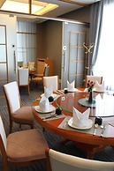 Hotel Paris Pan-Island