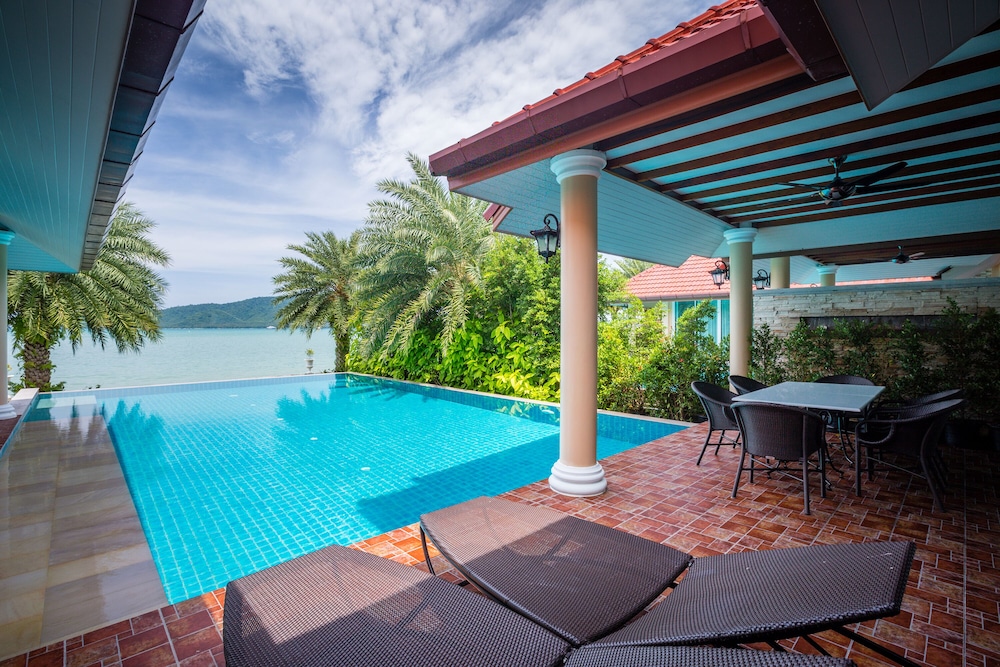 Fisherman Way Beach Villa