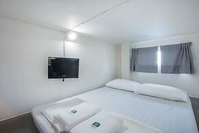 P168 Hostel Samui