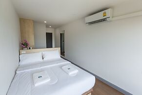 P168 Hostel Samui