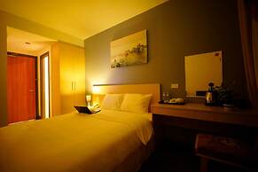 Mille Fleurs Hotel