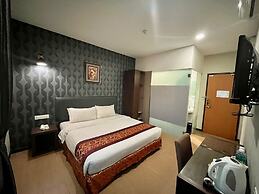 Eight Days Boutique Hotel