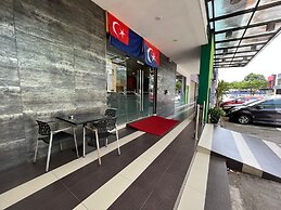 Eight Days Boutique Hotel
