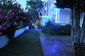 Dragos Island Hotel