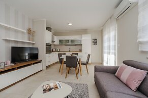 Apartments Villa Karla