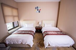 Mika Hotel