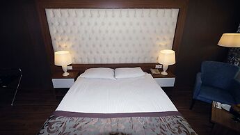 Esila Hotel