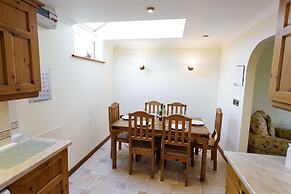Tregurrian Villas