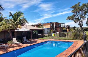 Haven Waters Motel & Apartments