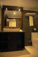 Galaxy Grand Hotel