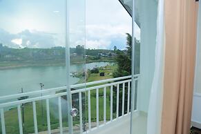 Galaxy Grand Hotel
