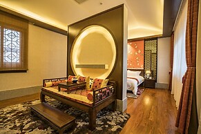 Graceland Garden Court Hotel